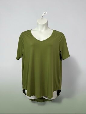 NEW, Lane Bryant, 1X, Olive Green V-Neck Top, Plus Size, Stretch